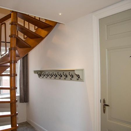 B&B groepsaccommodatie de pastorie Lage Mierde Esterno foto